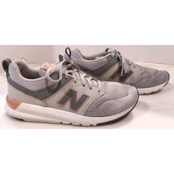 New Balance Women's 009 Running Shoes Size 7.5B Gray Pink White Low Top WS009SA1 - Picture 2 of 10